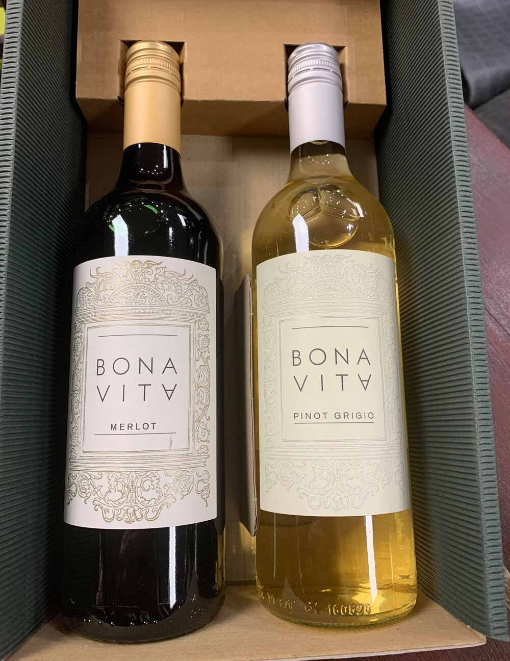 Red & White Wine Box